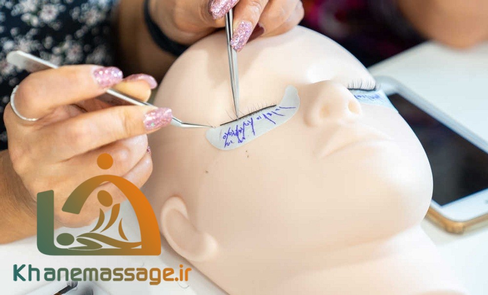 بهترین دوره آموزش اکستنشن مژه در مشهد | آموزشگاه اکستنشن مژه در مشهد