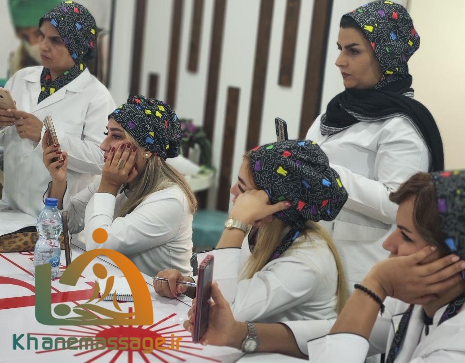 بهترین دوره آموزش کاشت ناخن در شیراز | آموزشگاه کاشت ناخن در شیراز