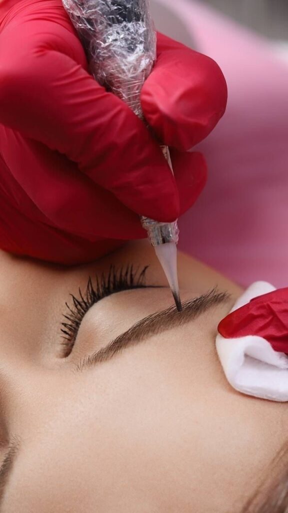 بهترین دوره آموزش میکروپیگمنتیشن در تبریز | آموزشگاه میکروپیگمنتیشن در تبریز